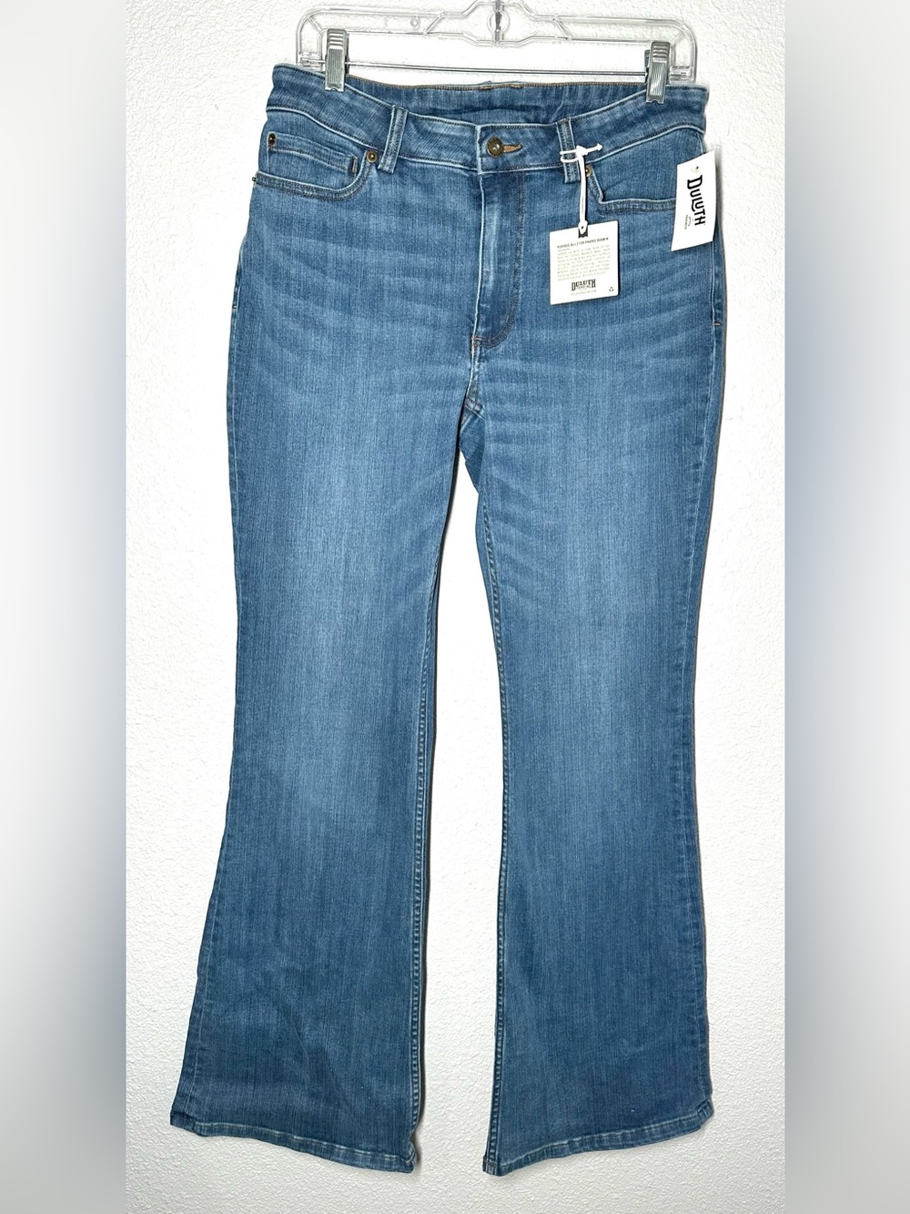 NWT Duluth Trading Co Women’s Double Flex Fence Mender Flare Leg Jeans Size 10R